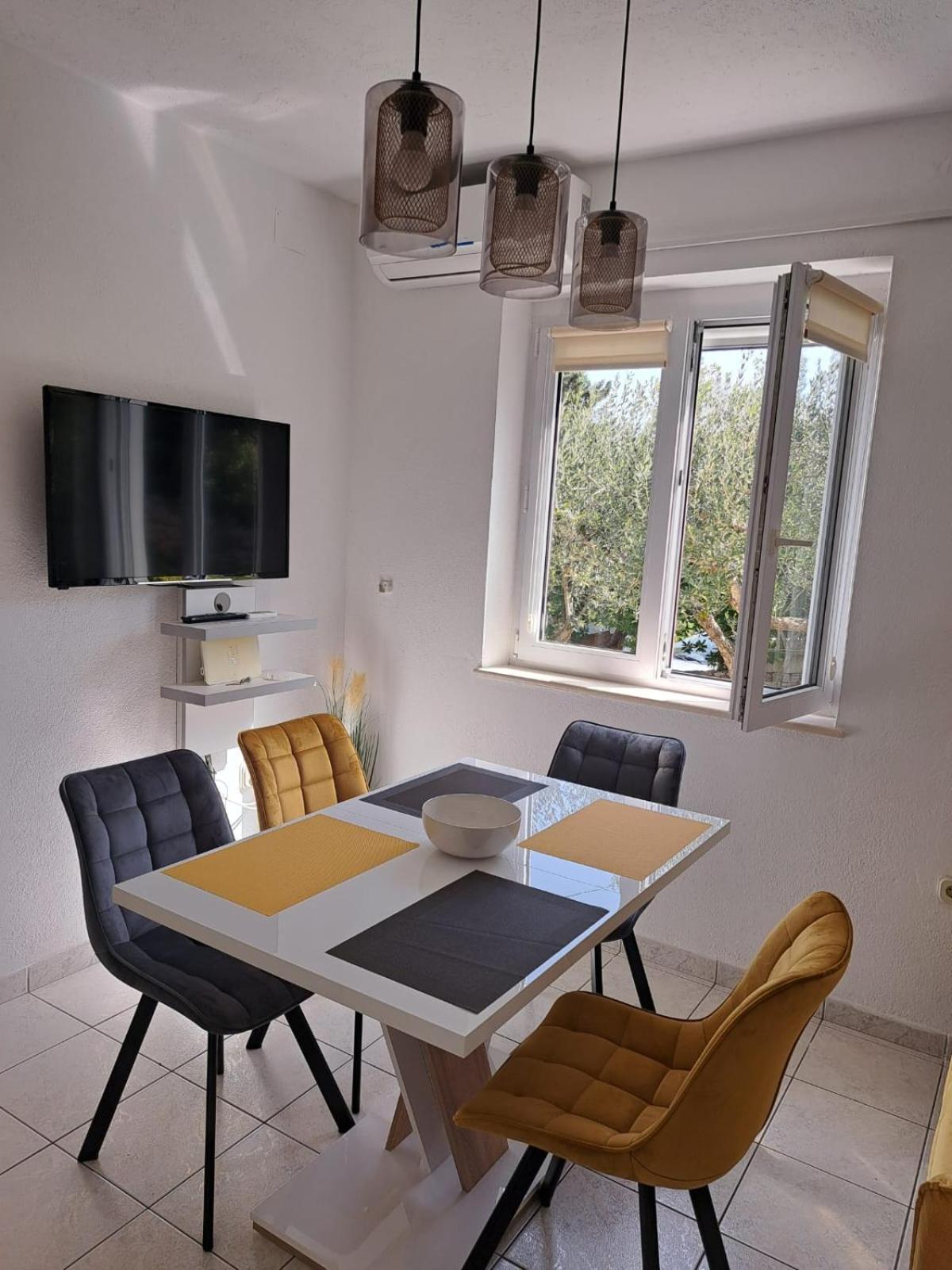 La Petite Maison Splitska Exterior foto